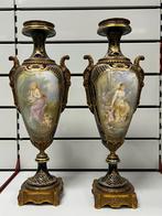 Paar grote porseleinen vazen (Sèvres) - eind 19e eeuw, Ophalen