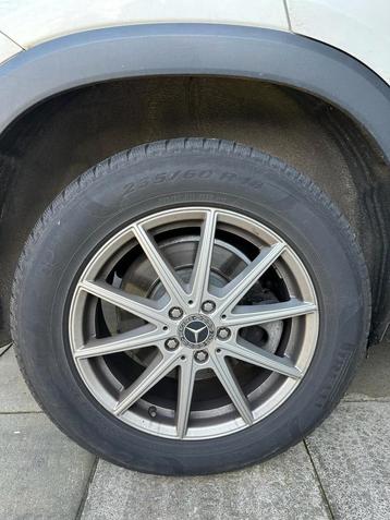 4 pneus hiver Pirelli Scorpion + 4 jantes alliage Mercedes 