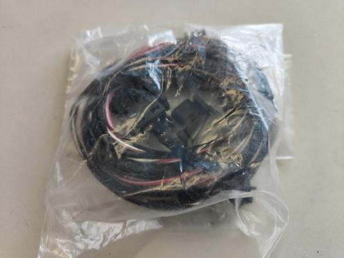 Aansluitkabel autotelefoon BMW 84329408860 9408860, Auto diversen, Carkits, Nieuw, Ophalen of Verzenden