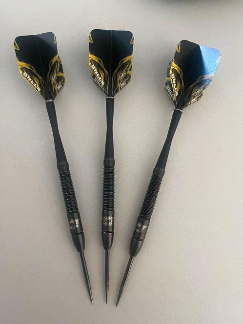 Bulls setje te koop, Sport en Fitness, Darts, Zo goed als nieuw, Flights, Ophalen