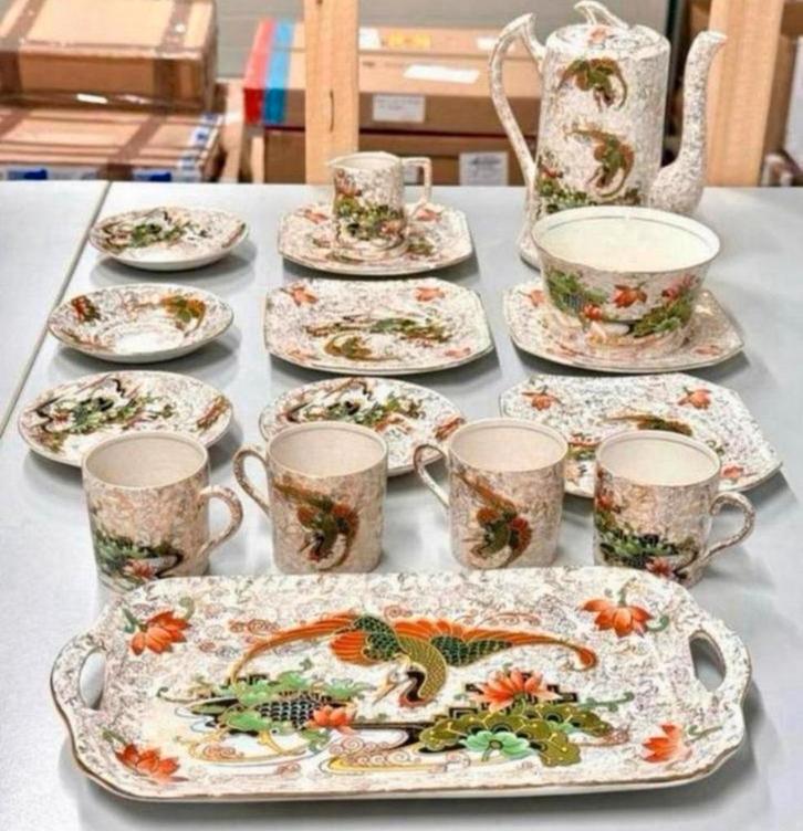 zeldzaam UK Engels Phoenix ware Engeland servies set theepot, Antiek en Kunst, Antiek | Servies los, Ophalen of Verzenden