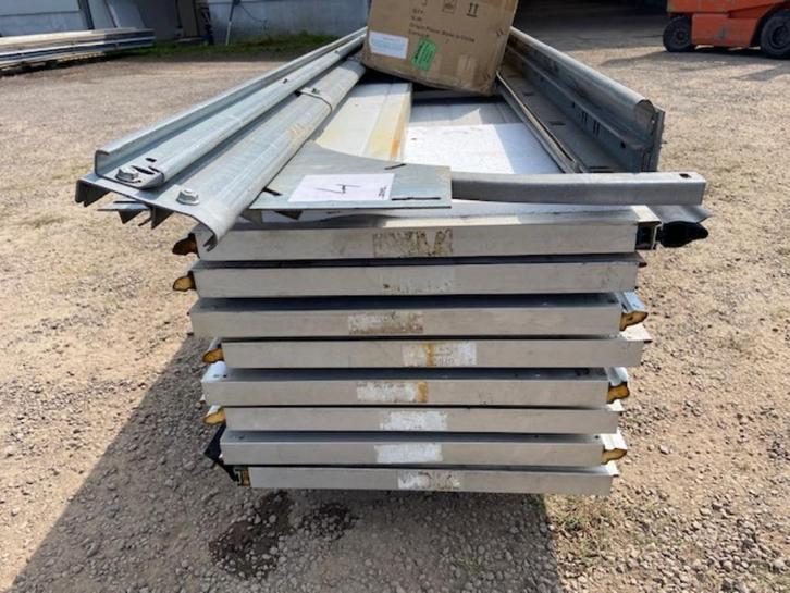 8 POORTEN INDUSTRIE 4.9M HOOG 5M BREED, Doe-het-zelf en Bouw, Hang- en Sluitwerk, Gebruikt, Overige typen, Overige materialen