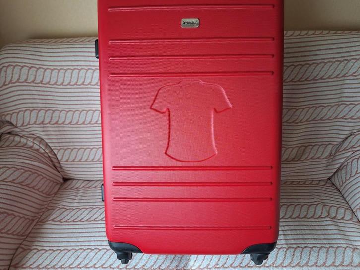 GroteTraveller koffer nieuw, lipstick red : zie info, Handtassen en Accessoires, Koffers, Zo goed als nieuw, Ophalen