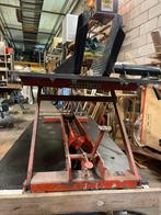 Motor heftafel “motobecane”, Doe-het-zelf en Bouw, Motoren, Ophalen, Gebruikt