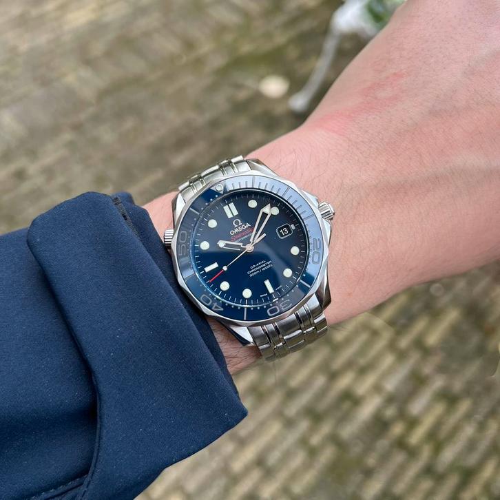 Omega Seamaster Diver 300M - Blauw - Ref 212.30.41.20.03.001, Handtassen en Accessoires, Horloges | Heren, Zo goed als nieuw, Polshorloge