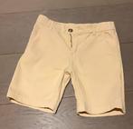 American Outfitters - gele zomershort - 12 jaar, Kinderen en Baby's, Kinderkleding | Maat 152, Ophalen, Zo goed als nieuw, Jongen of Meisje