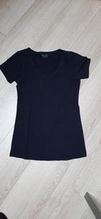 T-Shirt maat S - 36, Kleding | Dames, T-shirts, Zwart, Ophalen of Verzenden, Zo goed als nieuw, Korte mouw