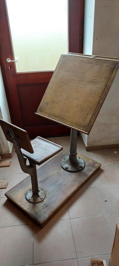 Antieke tekentafel. Table de dessin ancienne, Antiek en Kunst, Antiek | Meubels | Tafels, Ophalen of Verzenden