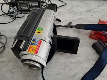 Sony digital handycam digital 8, Caméra, Comme neuf, Sony, 20x ou plus