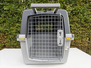 Transportbox hond beschikbaar voor biedingen