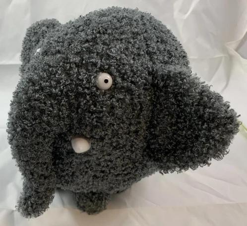 Feyenoord Rotterdam Olli Olifant mascotte knuffel 30 cm, Kinderen en Baby's, Speelgoed | Knuffels en Pluche, Zo goed als nieuw