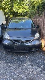 Toyota Aygo 08/2005, Auto's, Toyota, Voorwielaandrijving, Grijs, Particulier, Zilver of Grijs