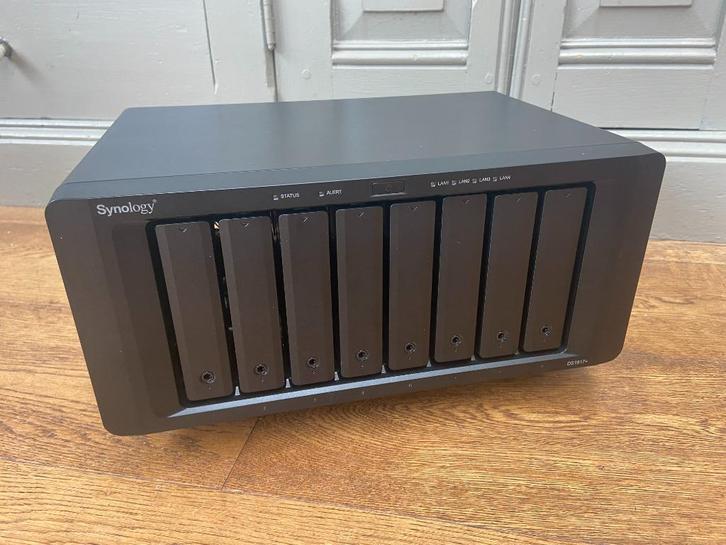 Synology DS1817+ NAS *8gb ram upgrade*, Computers en Software, Harde schijven, Zo goed als nieuw, SATA, Ophalen of Verzenden