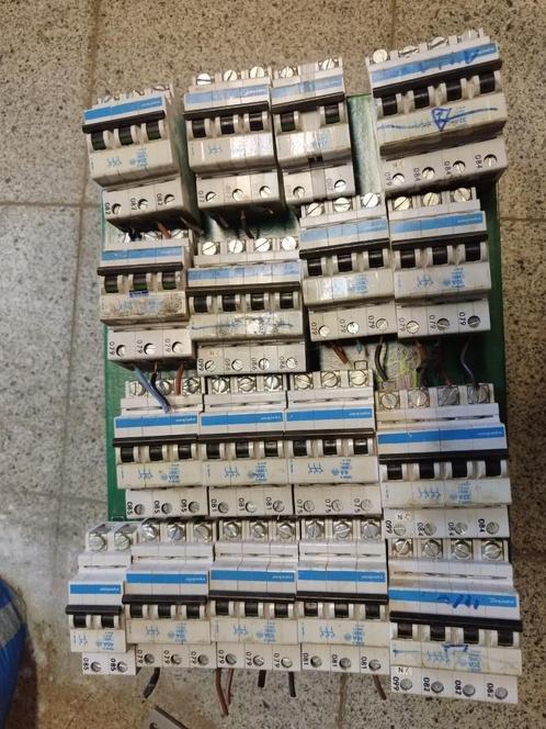 Zekering automaten - Merlin Gerin - Vynckier - Hager, Doe-het-zelf en Bouw, Elektriciteit en Kabels, Gebruikt, Schakelaar, Ophalen of Verzenden