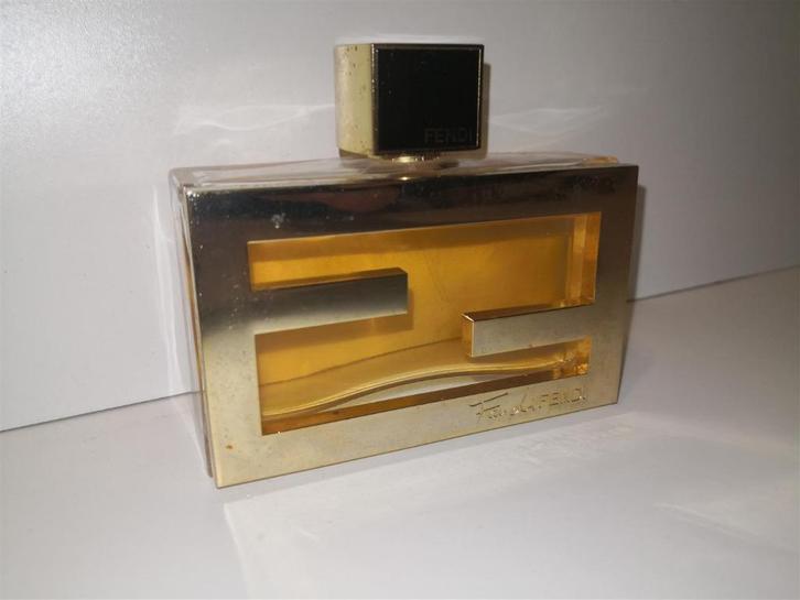 Fan di Fendi Fendi Eau de Toilette voor Dames 75ml, Handtassen en Accessoires, Uiterlijk | Parfum, Zo goed als nieuw, Verzenden