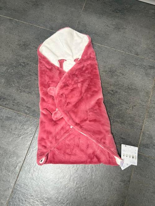Couverture promenades Noukies NEUF, Kinderen en Baby's, Dekens, Slaapzakjes en Inbakerproducten, Nieuw, Deken, Ophalen of Verzenden