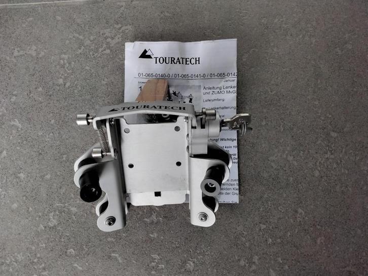 TOURATECH : Navigatieslot voor ZUMO 550, Motoren, Accessoires | Navigatiesystemen, Zo goed als nieuw, Ophalen of Verzenden