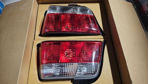 Desing achterlicht set helder rood BMW 3 serie E36 sedan  12, Auto-onderdelen, Verlichting, BMW, Gebruikt, Ophalen of Verzenden