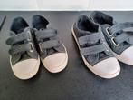 2 paar turnpantoffels, Kinderen en Baby's, Babykleding | Schoentjes en Sokjes, Ophalen, Schoentjes, Zo goed als nieuw, Jongetje
