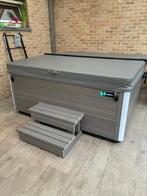 hotspring Jacuzzi Flair, Tuin en Terras, Ophalen, Zo goed als nieuw, Afdekzeil, Vast