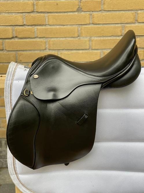 Springzadel pony 16 inch, Dieren en Toebehoren, Paarden en Pony's | Zadels, Gebruikt, Springen, Ophalen of Verzenden