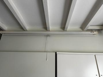 Projectiescherm Jaco 2x2m beschikbaar voor biedingen