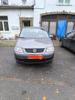 VW touran 5 pl 2006, Auto's, Voorwielaandrijving, Stof, Airbags, 4 cilinders