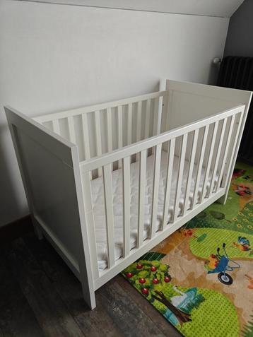Babybedje Bopita + matras + aerosleep accessoires  beschikbaar voor biedingen