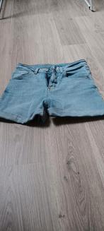 Short maat 38, Kleding | Dames, Spijkerbroeken en Jeans, Ophalen of Verzenden, Zo goed als nieuw