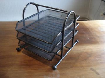 brievenbakje beschikbaar voor biedingen