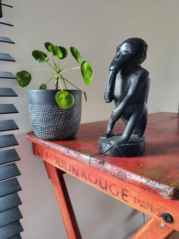 Figurine de singe africain