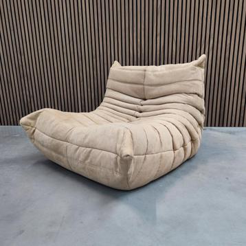 Ligne Roset Togo - Sand Alcantara eenzits beschikbaar voor biedingen