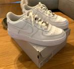 Nike air Force 07, Kleding | Dames, Schoenen, Ophalen, Zo goed als nieuw