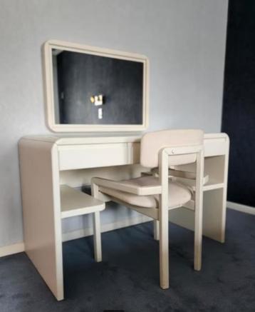 Complete slaapkamer retro met compleet make up meubel beschikbaar voor biedingen