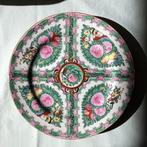 Een Chinees bord, met de hand beschilderd., Antiek en Kunst, Antiek | Porselein, Ophalen
