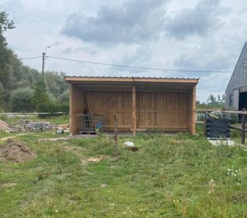 Nieuwe schuilstal van 3x6 meter beschikbaar voor biedingen