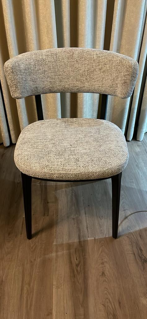 Juntoo eetkamerstoelen te koop., Huis en Inrichting, Stoelen, Nieuw, Vier, Hout, Stof, Grijs, Ophalen
