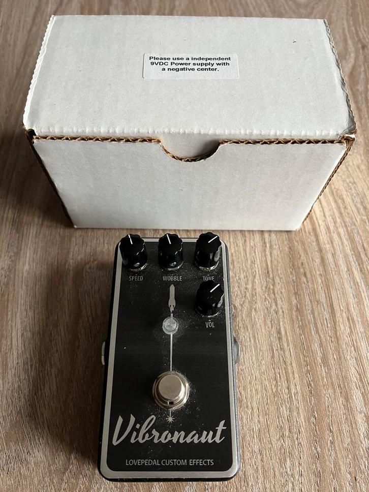 Lovepedal Vibronaut V2 Digital Vibe, Muziek en Instrumenten, Effecten, Zo goed als nieuw, Chorus, Ophalen of Verzenden