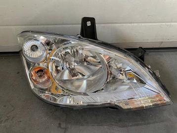 Mercedes Vito 639 rechterlamp NIEUW LIFT beschikbaar voor biedingen