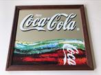 Coca cola spiegel in houten  kader 29,5  cm x  33 cm, Utilisé, Enlèvement ou Envoi
