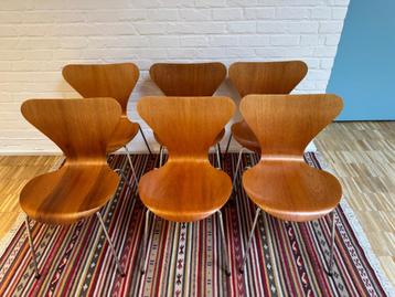 6 x Fritz Hansen vlinderstoel teak? Arne Jacobsen beschikbaar voor biedingen