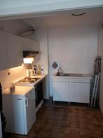 Keuken met koelkast oven vuur kasten enz, Huis en Inrichting, Ophalen, Zo goed als nieuw