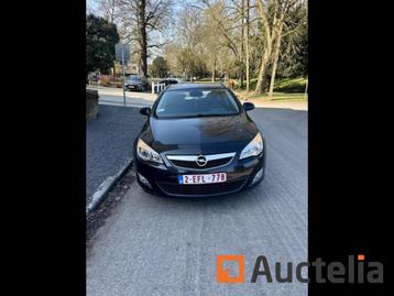 Opel Astra Auto beschikbaar voor biedingen