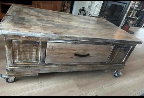 Salontafel op wielen, Huis en Inrichting, Tafels | Salontafels, Zo goed als nieuw, Minder dan 50 cm, 50 tot 100 cm, 100 tot 150 cm