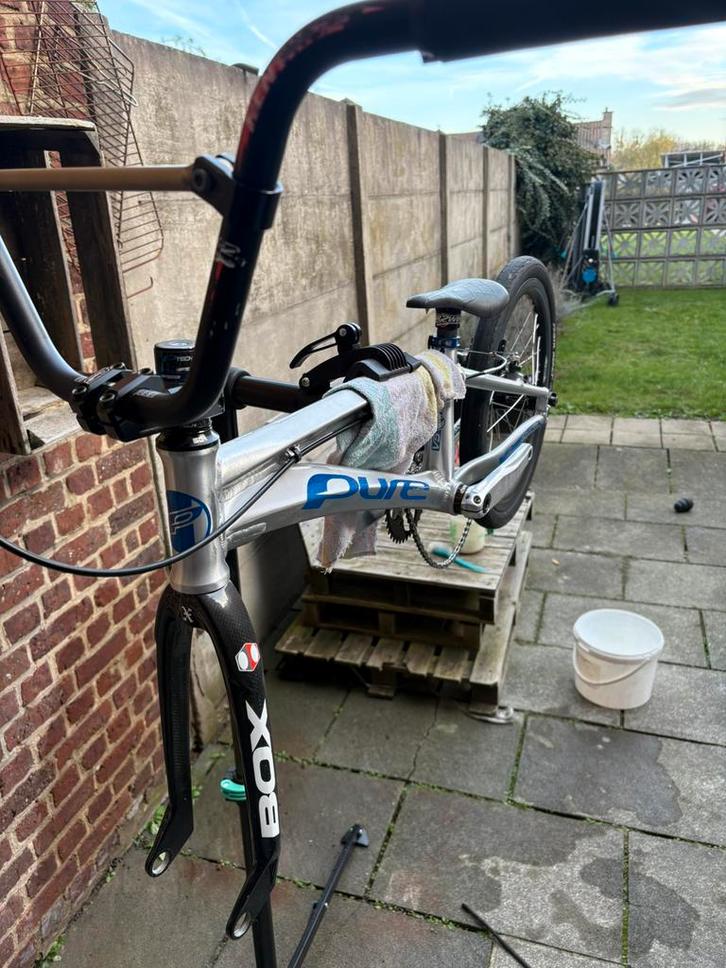 Pure bmx fiets, Fietsen en Brommers, Fietsen | Crossfietsen en BMX, Zo goed als nieuw, Ophalen