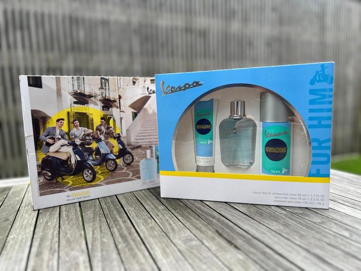 VESPA Sensazione Eau de toilette set, Motos, Accessoires | Autre, Neuf, Enlèvement ou Envoi