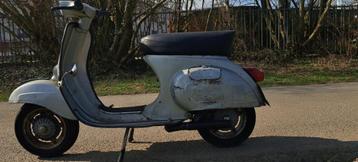 Vespa primavera oldtimer beschikbaar voor biedingen
