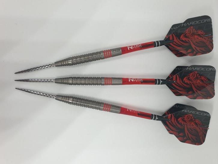 Darts pijlen Red Dragon Jonny Clayton - 22 gram, Sport en Fitness, Darts, Gebruikt, Pijlen, Ophalen of Verzenden