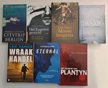 Boeken Thrillers & Detective & Oorlog (16) beschikbaar voor biedingen