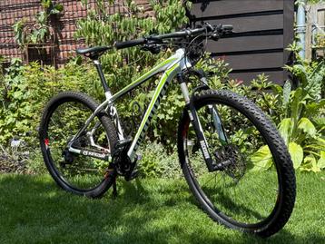 Specialized mtb shimano xt beschikbaar voor biedingen